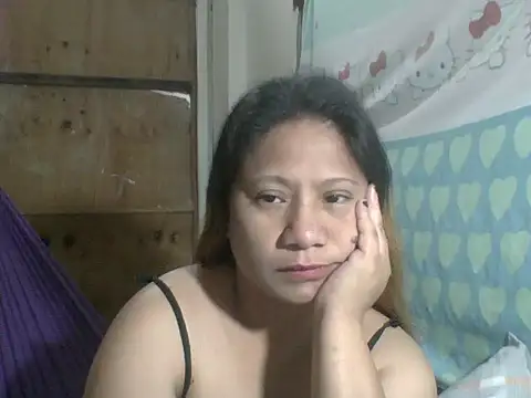 PinayChristine online show from March 25, 2026, 6:18 pm