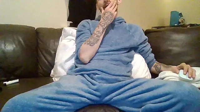 Snapshot of feetlovrr94 chatting on April 9, 2026, 1:40 am feetlovrr94 online show from April 9, 2026, 1:40 am