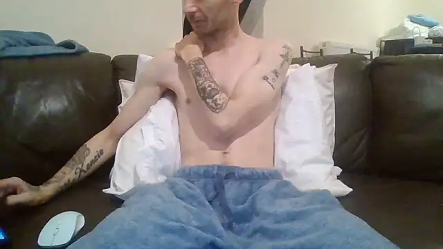 Snapshot of feetlovrr94 chatting on March 24, 2026, 3:17 am feetlovrr94 online show from March 24, 2026, 3:17 am