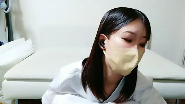 Snapshot of maya_chan_desu chatting on March 27, 2026, 3:15 am maya chan desu online show from March 27, 2026, 3:15 am