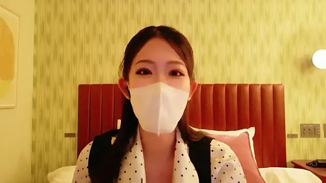 Snapshot of maya_chan_desu chatting on April 14, 2026, 2:05 am maya chan desu online show from April 14, 2026, 2:05 am