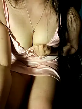 Snapshot of Bella-ox19 chatting on March 29, 2026, 1:24 pm Bella-ox19 online show from March 29, 2026, 1:24 pm