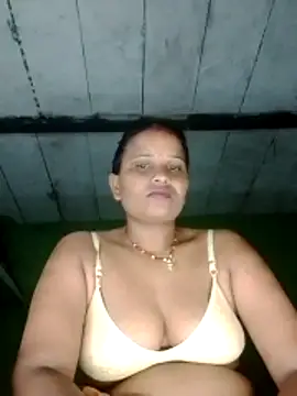 Snapshot of Shivani09900 chatting on June 26, 2026, 7:31 pm Shivani09900 online show from June 26, 2026, 7:31 pm