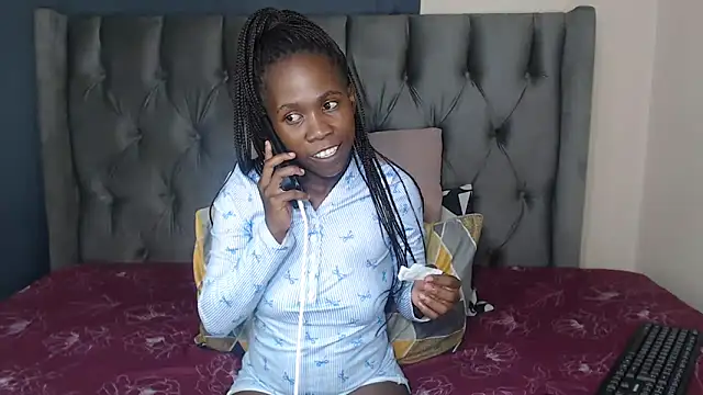 Cybil Hearts online show from April 14, 2026, 6:35 pm