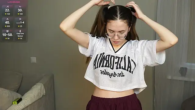 Snapshot of RosanneLaliberty chatting on April 13, 2026, 3:43 am RosanneLaliberty online show from April 13, 2026, 3:43 am