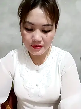 Snapshot of meg_06 chatting on April 8, 2026, 1:34 pm meg 06 online show from April 8, 2026, 1:34 pm