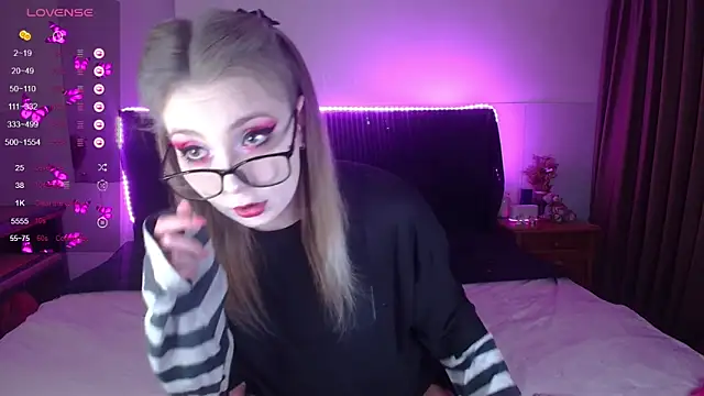 ammyska online show from May 18, 2026, 12:44 am