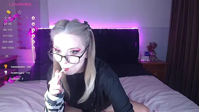 Snapshot of ammyska chatting on March 23, 2026, 10:09 pm ammyska online show from March 23, 2026, 10:09 pm