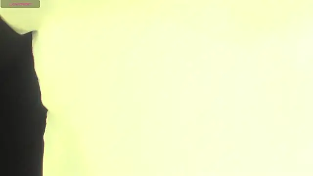 Snapshot of Astra_Glow chatting on May 8, 2026, 1:15 pm Astra Glow online show from May 8, 2026, 1:15 pm