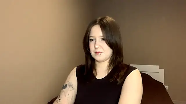 Snapshot of SatinyStoic chatting on April 4, 2026, 4:13 pm SatinyStoic online show from April 4, 2026, 4:13 pm