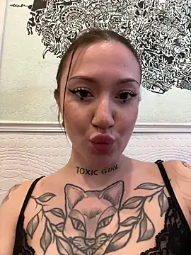 SaintSquirt online show from April 2, 2026, 4:02 pm