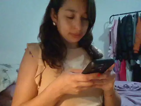 Snapshot of Tamara225x chatting on March 31, 2026, 11:51 pm Tamara225x online show from March 31, 2026, 11:51 pm