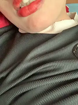 Sapphire-zz online show from April 20, 2026, 4:59 am