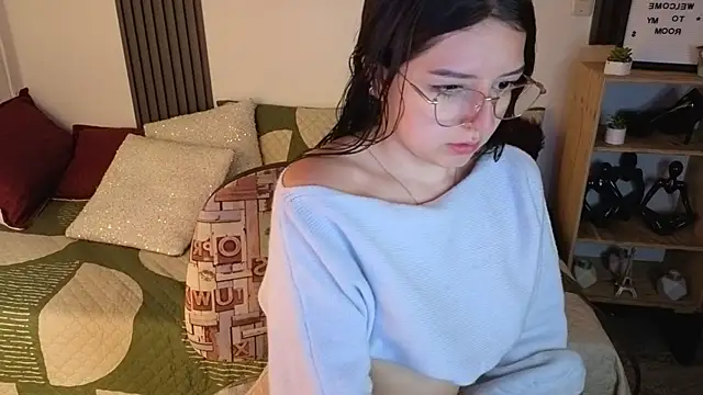 Evelyn Liss online show from April 15, 2026, 12:32 pm