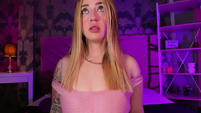  mykinkydoll  online show from April 4, 2026, 1:12 am