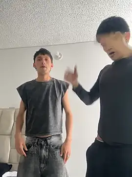 Snapshot of LYAN_DYLAN chatting on March 28, 2026, 9:16 pm LYAN DYLAN online show from March 28, 2026, 9:16 pm