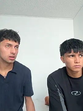 Snapshot of LYAN_DYLAN chatting on March 27, 2026, 7:26 pm LYAN DYLAN online show from March 27, 2026, 7:26 pm