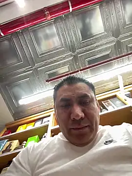 Crossroads5214 online show from April 2, 2026, 4:35 pm