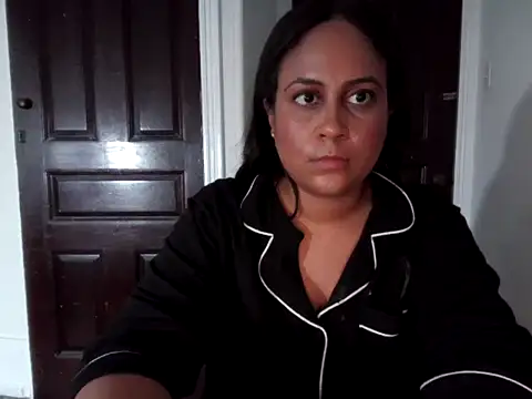 biancadoesit online show from May 28, 2026, 3:47 am