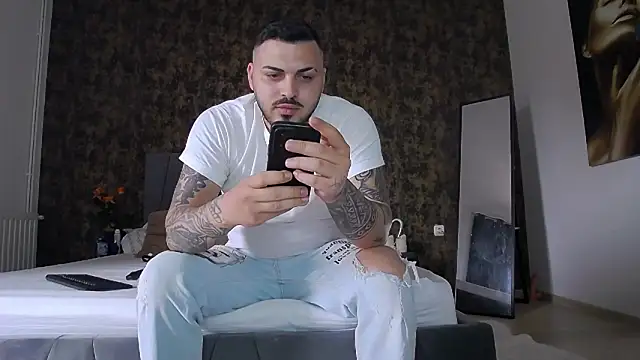 I amAhille online show from April 9, 2026, 12:44 pm