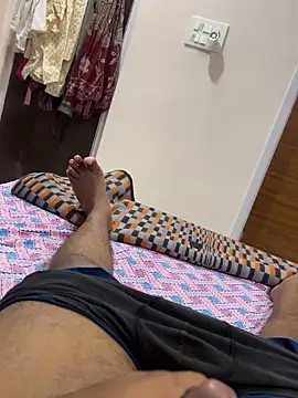 Snapshot of pradeepredd chatting on March 24, 2026, 10:43 pm pradeepredd online show from March 24, 2026, 10:43 pm