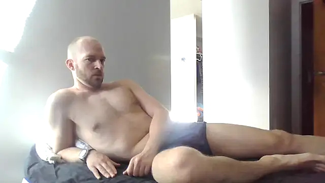 Luke James online show from March 27, 2026, 10:43 pm