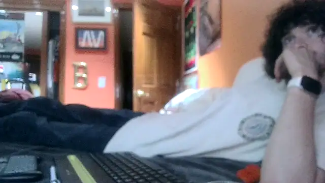 Snapshot of Teddy4420 chatting on April 16, 2026, 1:50 am Teddy4420 online show from April 16, 2026, 1:50 am