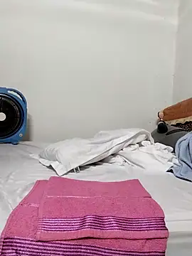 Snapshot of Jeryy68 chatting on April 1, 2026, 1:41 pm Jeryy68 online show from April 1, 2026, 1:41 pm