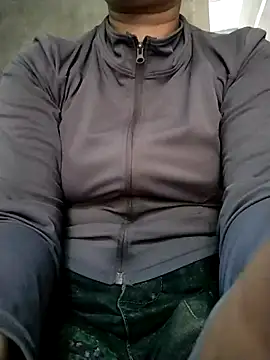 Snapshot of Jeryy68 chatting on April 7, 2026, 9:55 am Jeryy68 online show from April 7, 2026, 9:55 am