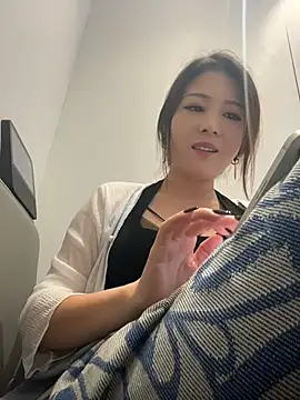 Lola666999 online show from May 12, 2026, 8:32 am