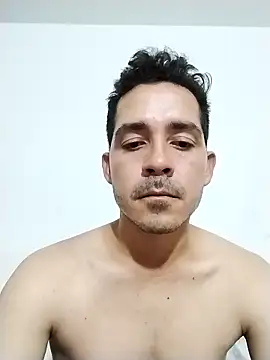 Gabriel leon33 online show from April 11, 2026, 7:45 am