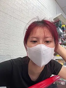 Bethiencute online show from April 17, 2026, 2:14 am