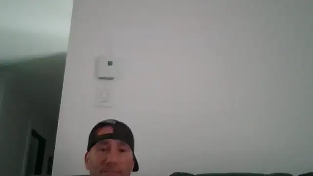 Cutecamboy4you online show from April 6, 2026, 7:48 pm