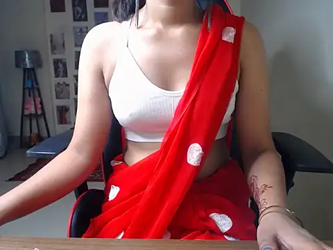 Ms pooja online show from April 2, 2026, 1:40 pm