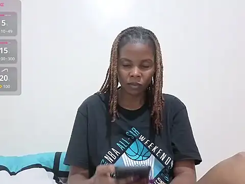 Snapshot of _Tinise chatting on April 13, 2026, 7:07 pm Tinise online show from April 13, 2026, 7:07 pm