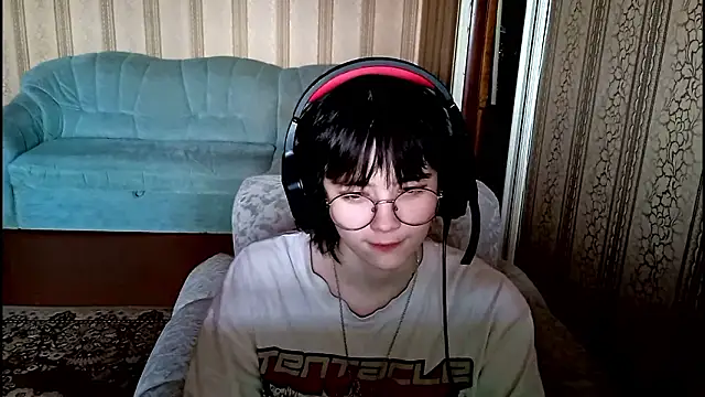 Snapshot of ShaynaLinley chatting on March 28, 2026, 9:10 am ShaynaLinley online show from March 28, 2026, 9:10 am