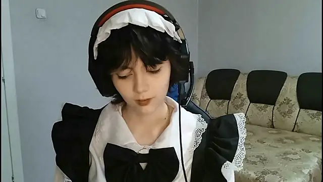 Snapshot of ShaynaLinley chatting on April 8, 2026, 3:24 pm ShaynaLinley online show from April 8, 2026, 3:24 pm