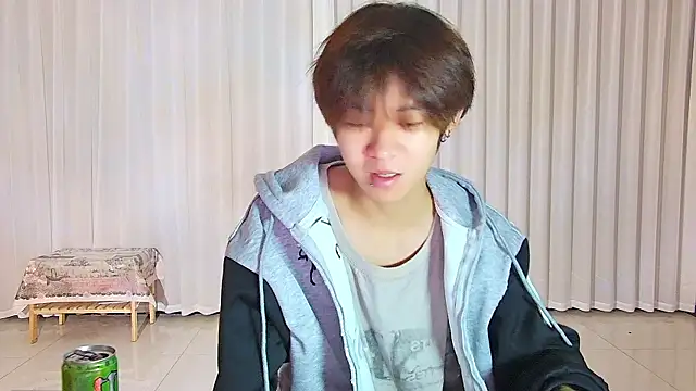 buding-001 online show from April 14, 2026, 11:37 am