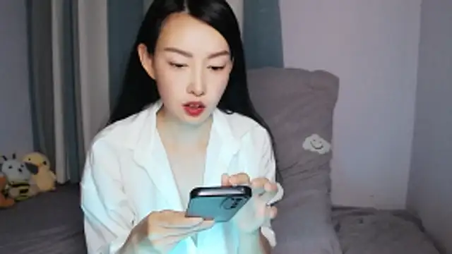 Snapshot of anan_882 chatting on April 10, 2026, 5:14 am anan 882 online show from April 10, 2026, 5:14 am