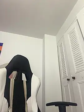 Valerie-S online show from July 19, 2026, 11:23 pm