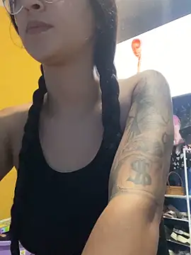 miaa doll22 online show from March 25, 2026, 2:16 pm