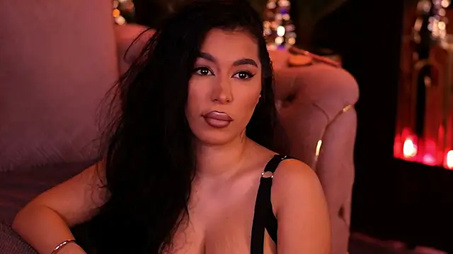 CherrieTeen online show from April 17, 2026, 6:11 pm