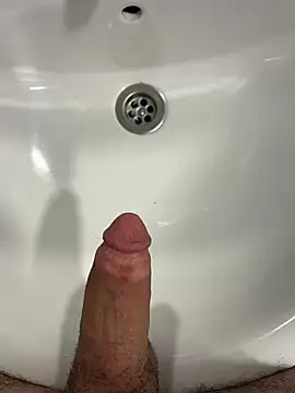 amineux online show from April 2, 2026, 2:46 pm