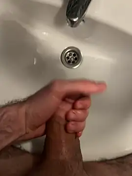 amineux online show from April 9, 2026, 9:04 am