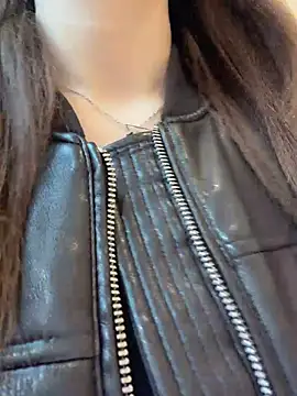 AnitaFly online show from May 21, 2026, 1:30 pm