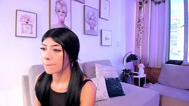 emilydolly  online show from May 23, 2026, 2:49 pm