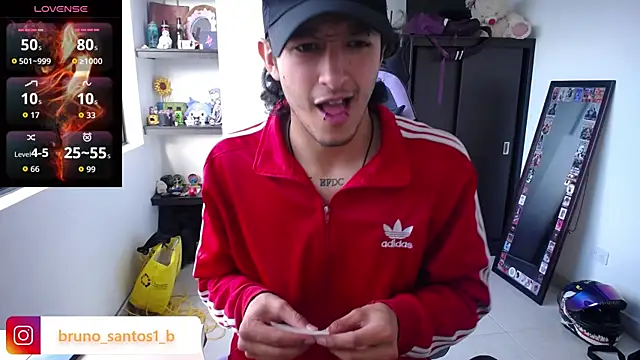 Snapshot of Bruno_santos1 chatting on July 7, 2026, 12:09 pm Bruno santos1 online show from July 7, 2026, 12:09 pm