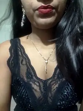 Snapshot of khushi_ji00 chatting on May 18, 2026, 5:29 pm khushi ji00 online show from May 18, 2026, 5:29 pm