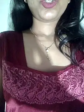 Snapshot of khushi_ji00 chatting on May 14, 2026, 7:11 pm khushi ji00 online show from May 14, 2026, 7:11 pm