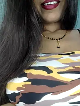 Snapshot of khushi_ji00 chatting on April 15, 2026, 5:17 pm khushi ji00 online show from April 15, 2026, 5:17 pm